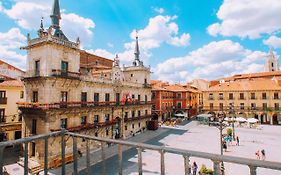 Bohemian Plaza Mayor
